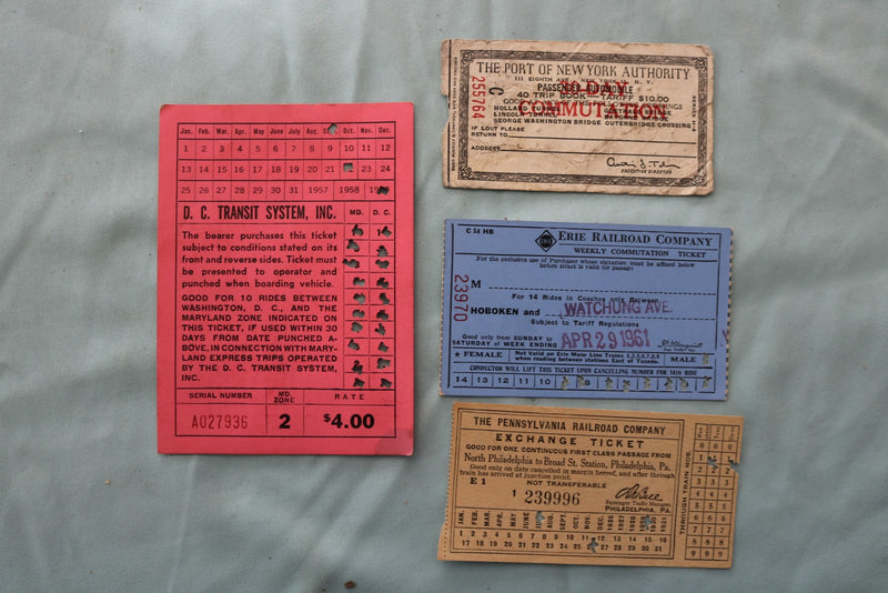 1920'S-1961 RAILROAD AND BUS TICKETS - 25 PIECES - K 3322