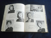 1960 PINDARIAN ST. LUKE'S HIGH SCHOOL YEARBOOK - HOHOKUS, NEW JERSEY - YB 2781