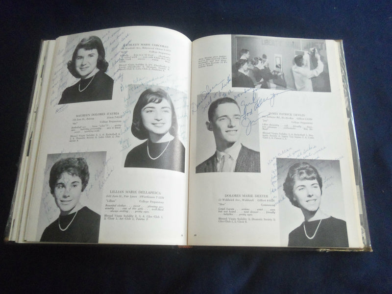 1960 PINDARIAN ST. LUKE'S HIGH SCHOOL YEARBOOK - HOHOKUS, NEW JERSEY - YB 2781