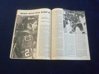 1974 DECEMBER HOCKEY WORLD MAGAZINE - GARRY UNGER COVER - F 254J