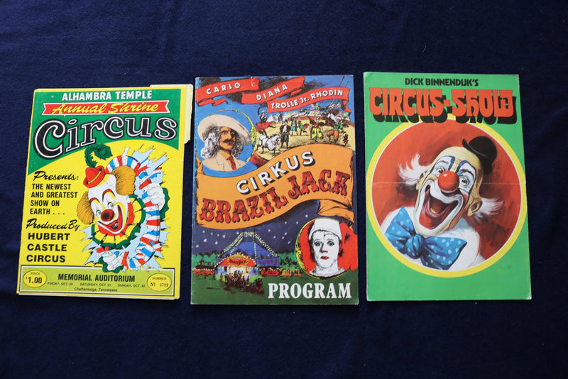 1970'S-1990'S HUGE CIRCUS PROGRAMS - LOT OF 45 - O 3506