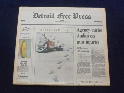 1996 MAY 1 DETROIT FREE PRESS NEWSPAPER - CDC CURBS GUN INJURY STUDIES - NP 7261