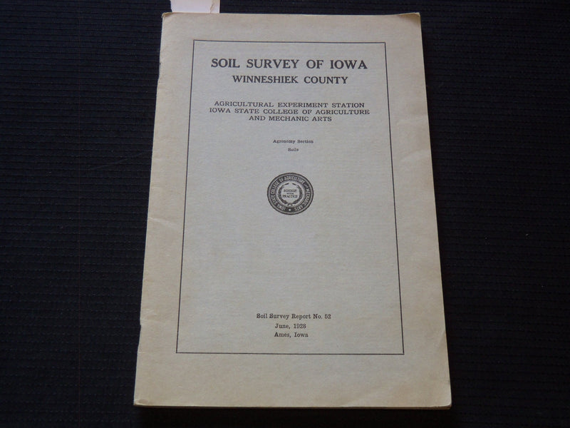 1928 JUNE SOIL SURVEY OF IOWA WINNESHIEK REPORT NO. 52 - AMES IOWA - J 7235