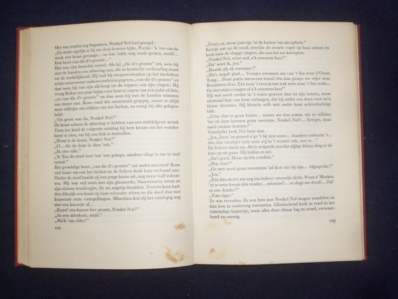1930'S POESKE EEN BRABANTSE ROMAN HARDCOVER BOOK BY A. M. DE JONG - KD 8953