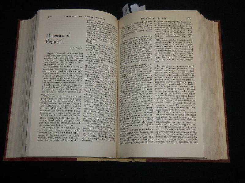 1953 PLANT DISEASES YEARBOOK OF AGRICULTURE HARDCOVER BOOK - KD 6657