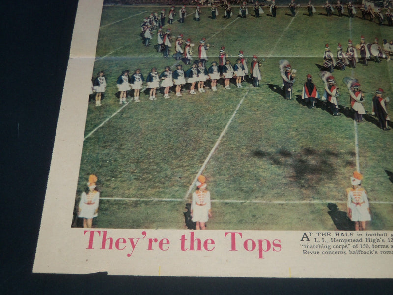 1949 NOVEMBER 13 SUNDAY NEWS - HEMPSTEAD HIGH MARCHING BAND CENTERFOLD - NP 3702