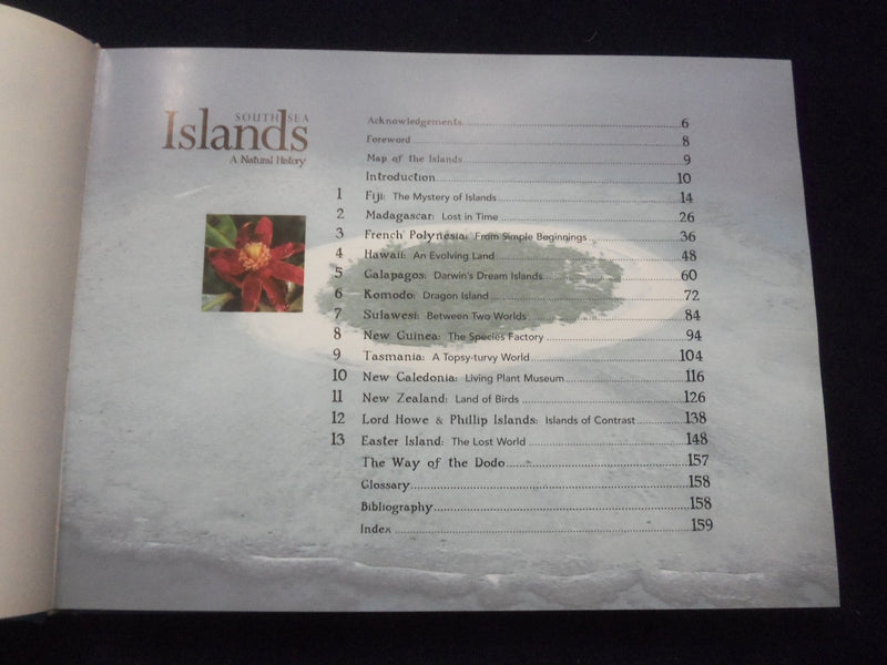 2003 SOUTH SEA ISLANDS - A NATURAL HISTORY HARDCOVER BOOK - KD 8304