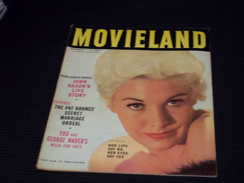 1957 NOVEMBER MOVIELAND MAGAZINE - KIM NOVAK COVER - E 15570