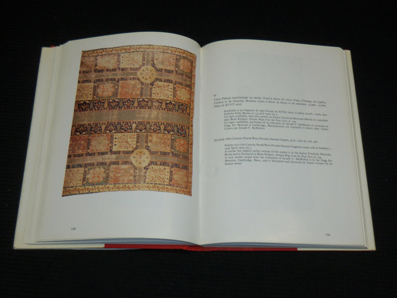 1979 MAGNIFIQUE ENSEMBLE DE MEUBLES HARDCOVER BOOK BY AKRAM OJJEH - R 725J
