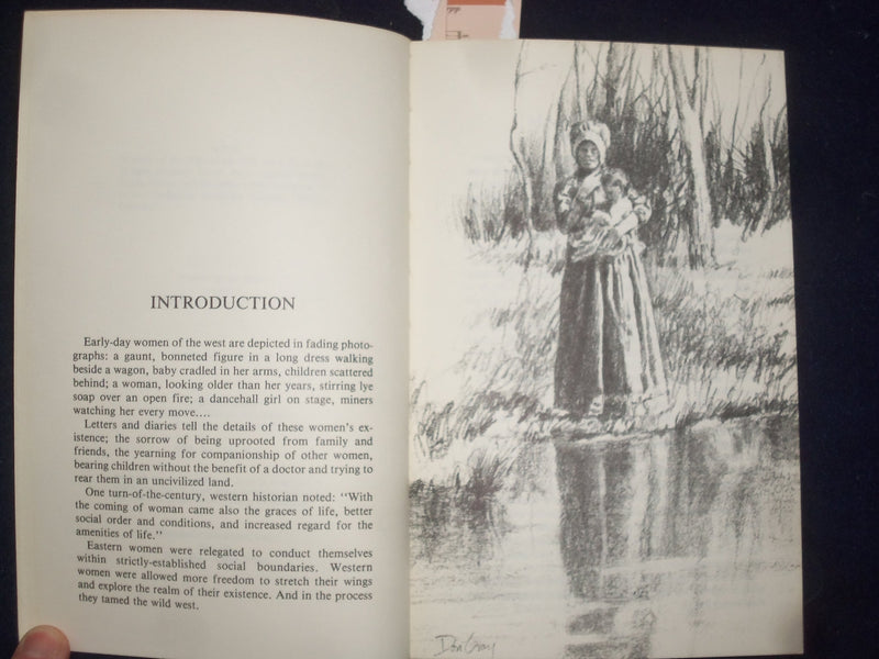 1988 WOMEN OF THE WEST BY RICK STEBER SOFTCOVER BOOK-SIGNED BY RICK WEBER-J 9606