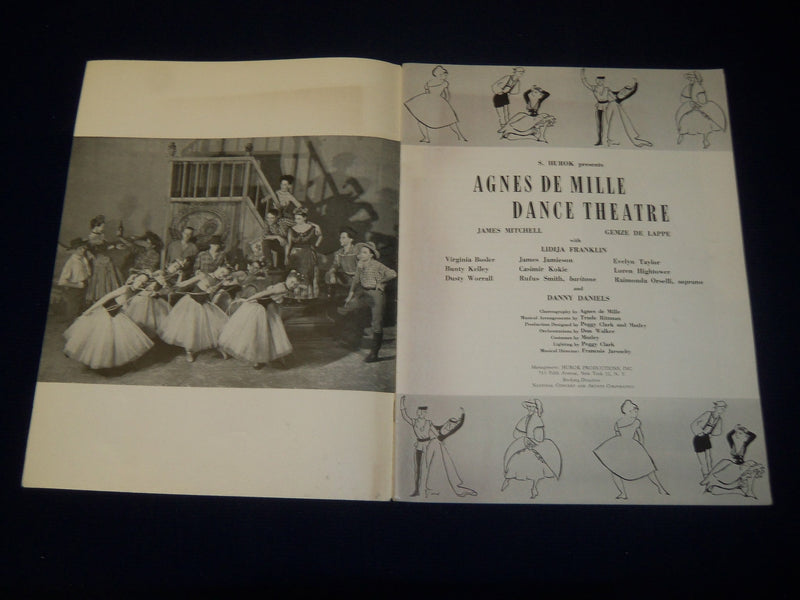 1953-1954 AGNES DE MILLE DANCE THEATRE PROGRAM - S. HUROK - PHOTOS - J 5043