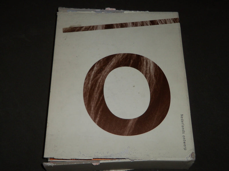 1992 DUTCH GRAPHIC AND 3-DIMENSIONAL DESIGN BOXED SET OF 2 BOOKS - KD 4985
