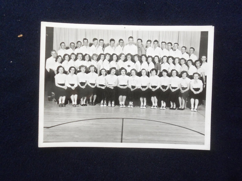 1952 THE HORNETS' HIVE WHITE SULPHUR SPRINGS (MT) HIGH SCHOOL YEARBOOK - YB 3223
