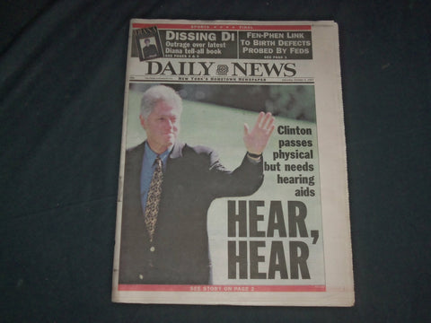 1997 OCT 4 NEW YORK DAILY NEWS NEWSPAPER- BILL CLINTON NEEDS HEARING AID-NP 4038