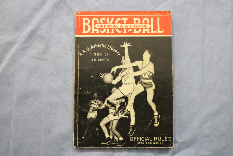 1950-1952 AAU BASKETBALL GUIDES - LOT OF 2 - O 3844