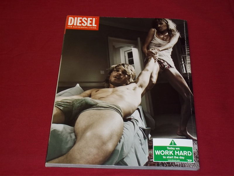 2003 DECEMBER DAZED & CONFUSED MAGAZINE - LUDIVINE SAGNIER - FASHION - RC 416