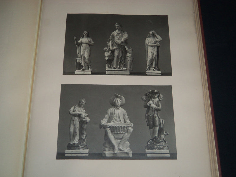 1874 MEMORIALS OF WEDGWOOD VOLUME BY ELIZA METEYARD - NICE PLATES - Z 54