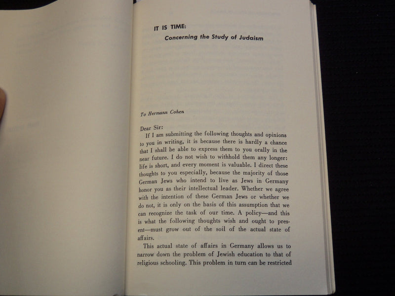 1965 ON JEWISH LEARNING SOFTCOVER BOOK BY FRANZ ROSENZWEIG - KD 4270E