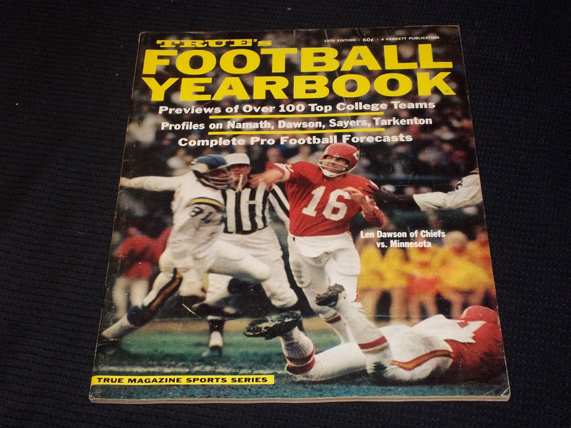 1970 TRUE'S FOOTBALL YEARBOOK MAGAZINE - LEN DAWSON KC FRONT COVER - E 6344