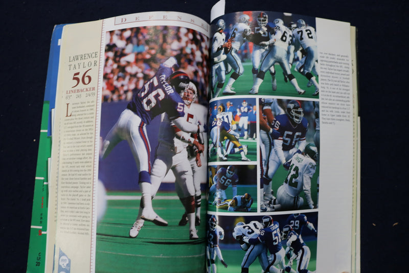 1990 NEW YORK GIANTS FOOTBALL YEARBOOK - K 1707