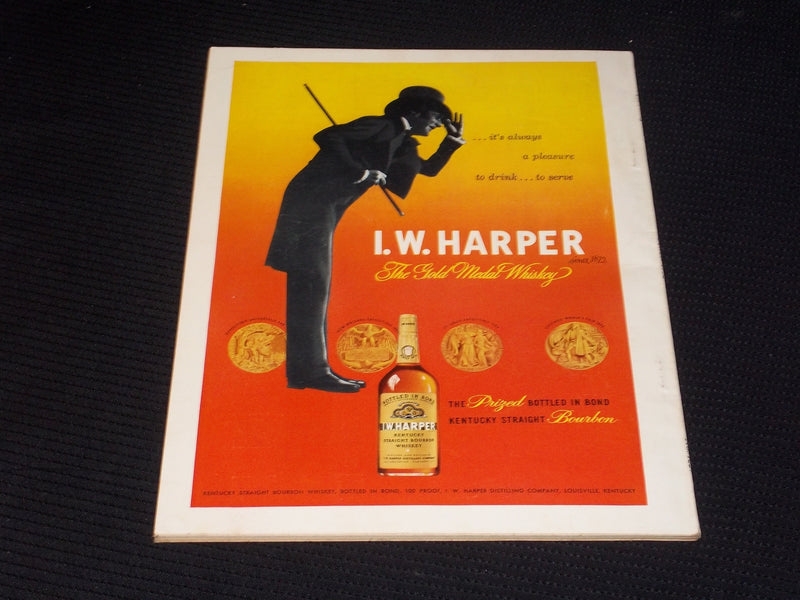 1952 OCTOBER HARPER'S MAGAZINE - HESKETH PEARSON FRONT COVER - E 2015
