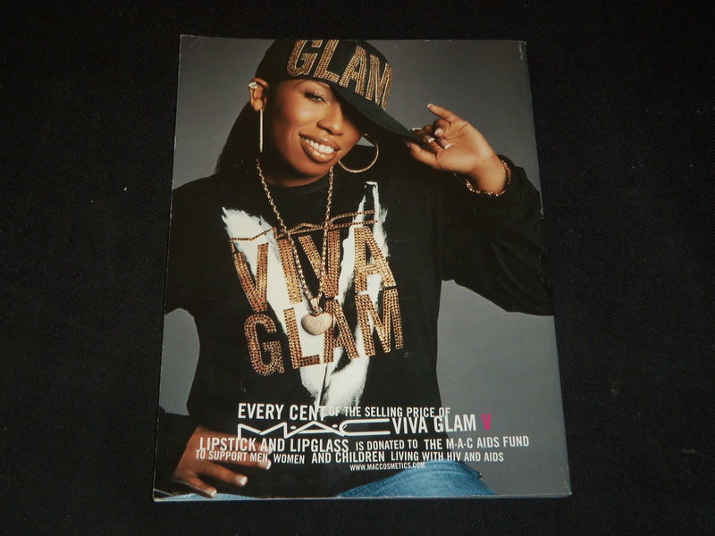 2004 OCTOBER ESSENCE MAGAZINE - ANITA BAKER - B 358
