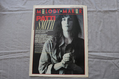 1988 AUGUST 6 MELODY MAKER NEWSPAPER - PATTI SMITH COVER - NP 9299