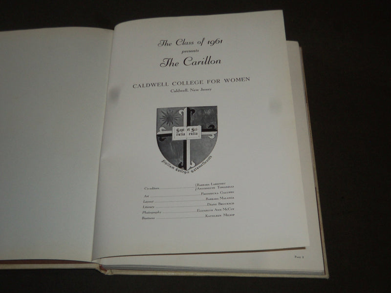 1961 CARILLON CALDWELL COLLEGE FOR WOMEN YEARBOOK - NEW JERSEY - PHOTOS- YB 1014