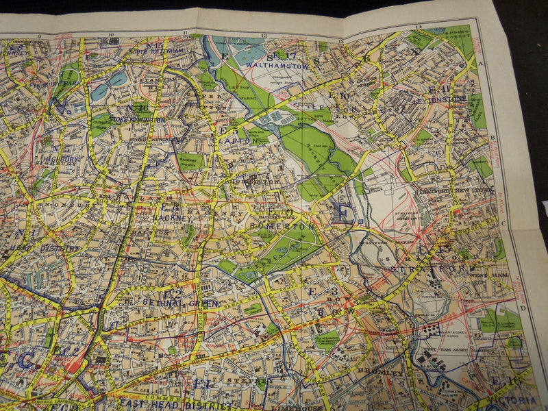 1940'S BACON'S LARGE PRINT MAP OF LONDON AND SUBURBS - LINEN BACKED - K 2022