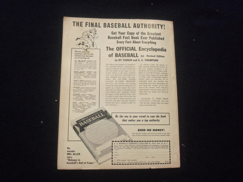 1964 STREET AND SMITH'S BASEBALL MAGAZINE - WARREN SPAHN COVER - SP 1523C