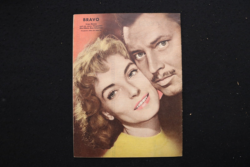 1957 SEPTEMBER 29 BRAVO MAGAZINE - GRACE KELLY COVER - E 25824