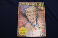 1943 AUGUST MOVIE-RADIO GUIDE MAGAZINE - BETTY GRABLE COVER - E 9263