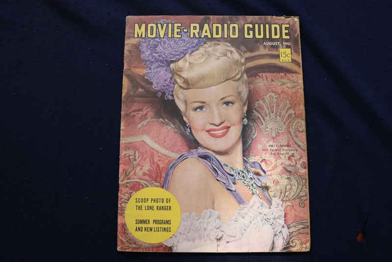 1943 AUGUST MOVIE-RADIO GUIDE MAGAZINE - BETTY GRABLE COVER - E 9263