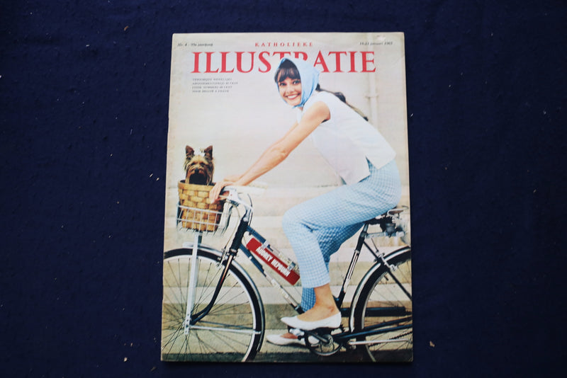 1965 JANUARY 18 KATHOLIEKE ILLUSTRATIE MAGAZINE- AUDREY HEPBURN COVER - E 23652