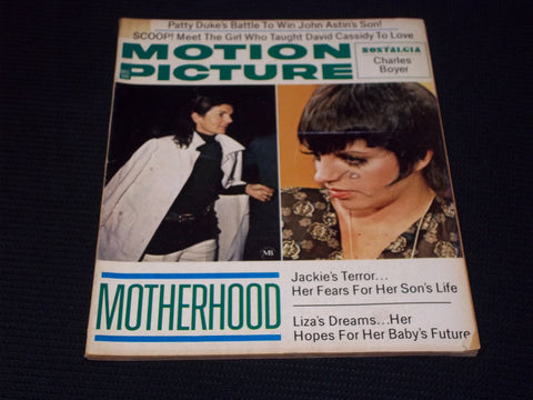 1972 DECEMBER MOTION PICTURE MAGAZINE - JACKIE KENNEDY FRONT COVER - E 16153