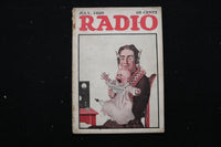 1926 JULY RADIO MAGAZINE - MOTHER AND BABY LISTENING TO RADIO COVER - E 11157