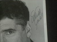 ELLIOTT GOULD AUTOGRAPHED 8X10 PHOTOGRAPH - J 6274