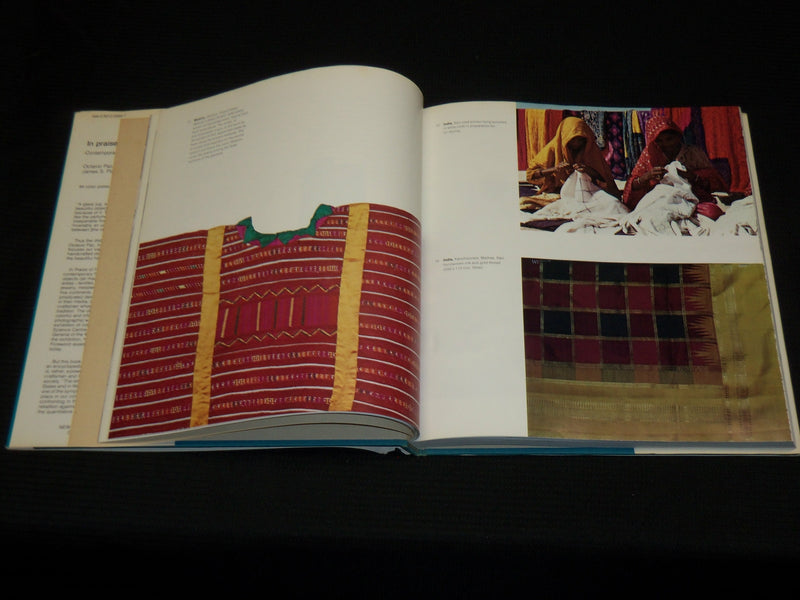 1974 IN PRAISE OF HANDS HARDCOVER BOOK BY OCTAVIO PAZ - R 718C