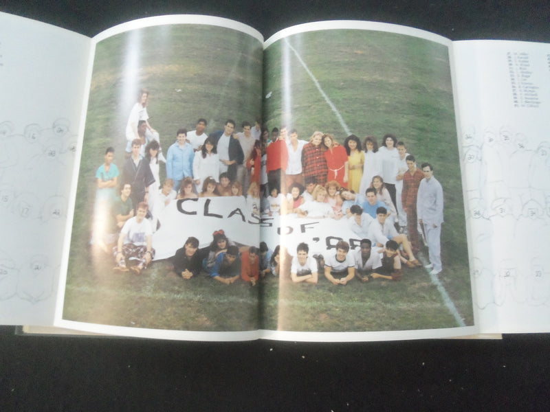 1988 WARDLAW-HARTRIDGE SCHOOL YEARBOOK - TEMPORA ET MORES - EDISON, NJ - YB 2933