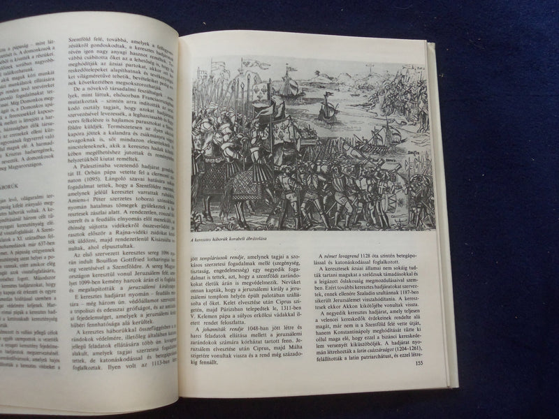 1980 VALLASTORTENET HARDCOVER BOOK BY GECSE GUSZTAV - HUNGARIAN TEXT - KD 8762