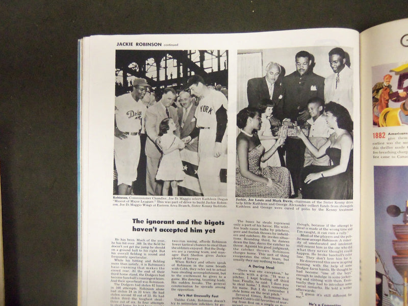 1949 SEPTEMBER 27 LOOK MAGAZINE - JACKIE ROBINSON ARTICLE AND PHOTOS - ST 2840