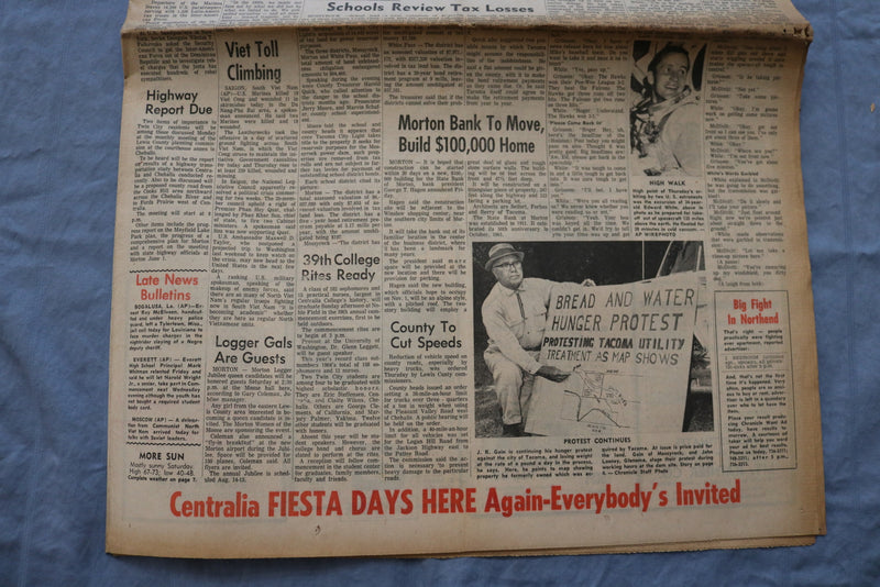 1965 JUNE 4 THE DAILY CHRONICLE NEWSPAPER - GEMINI WHIRLS THROUGH SPACE- NP 8515