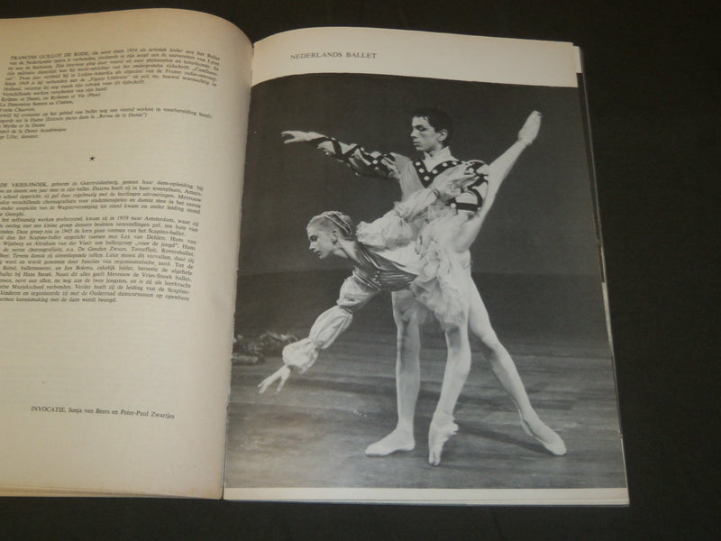 1956-1958 BALLET JAARBOEK 1 & 2 BOOK LOT OF 2 - NICE PHOTOS - DUTCH - J 5138