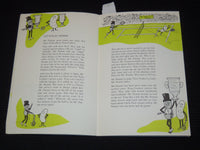 1973 MR. PEANUTS GUIDE TO TENNIS LOT OF 2 - SOFTCOVER - J 8087