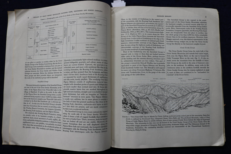 1968 GEOLOGY OF THE GREAT SMOKY MOUNTAINS SOFTCOVER BOOK - FOLD-OUT MAP - K 1384