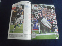 2013 BECKETT ENTERTAINMENT TOP 50 FOOTBALL PLAYERS MAGAZINE - ST 7156