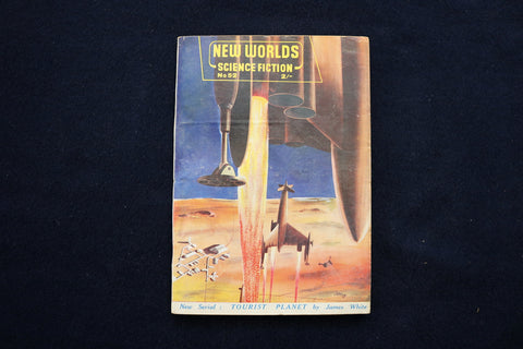 1956 OCTOBER NEW WORLDS SOFTCOVER DIGEST MAGAZINE - VOLUME 18, NUMBER 52 - K 425