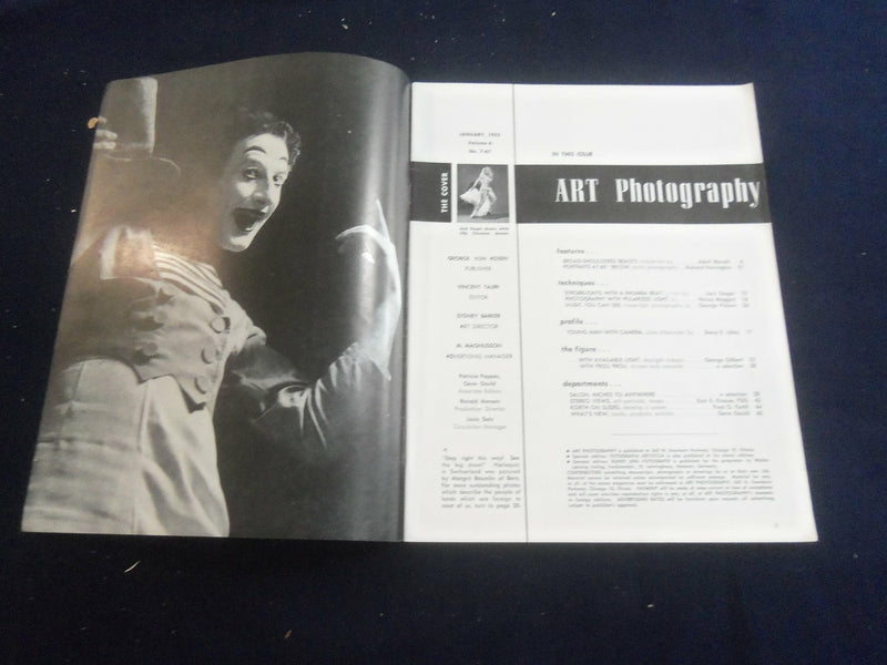1955 JANUARY ART PHOTOGRAPHY MAGAZINE - NICE PHOTOGRAPHS & STORIES - SP 7491V