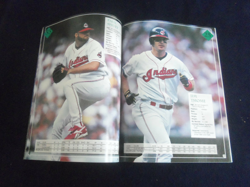 1997 CLEVELAND INDIANS YEARBOOK - ST 7109