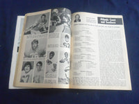 1972 STREET AND SMITH COLLEGE FOOTBALL MAGAZINE - SP 6481G